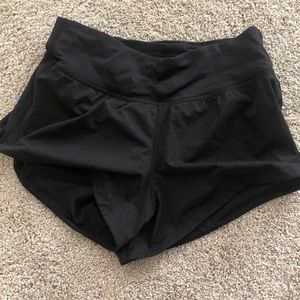 black lulu lemon jersey shorts, 2.5 length